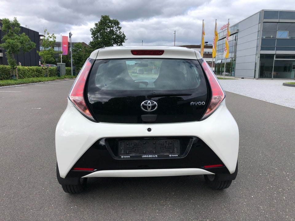 Toyota Aygo 1,0 VVT-i x-sky 5d