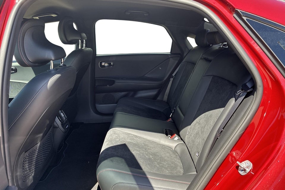 Hyundai Ioniq 6 84 N Line+ 4d