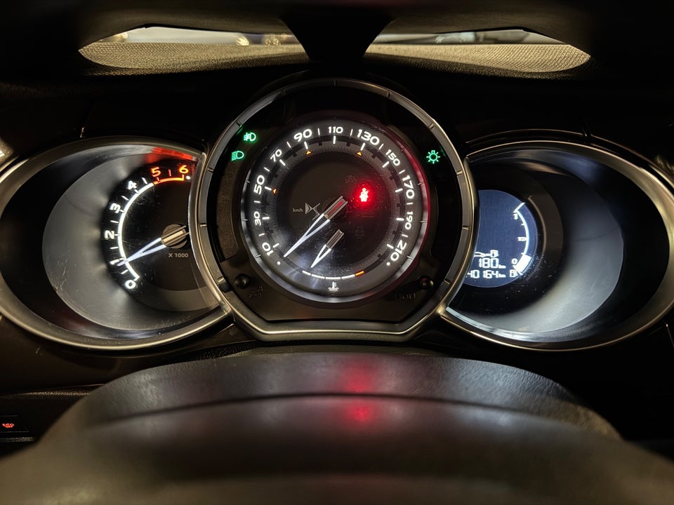 DS DS 3 1,6 BlueHDi 100 Sport 3d