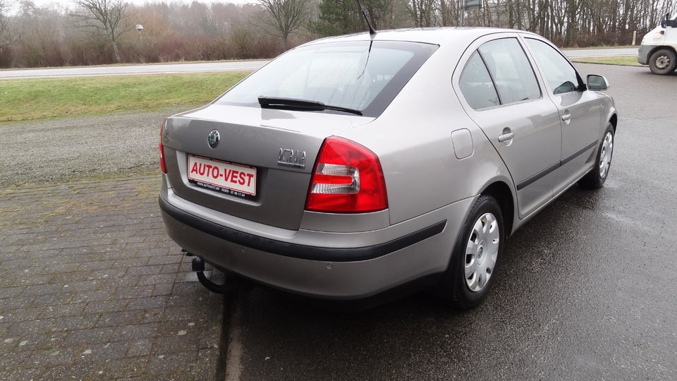 Skoda Octavia 1,9 TDi 105 Elegance 5d