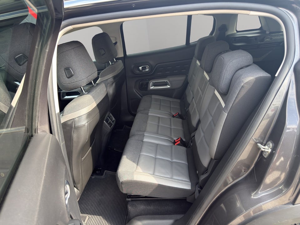 Citroën C5 Aircross 1,6 Hybrid Feel EAT8 5d