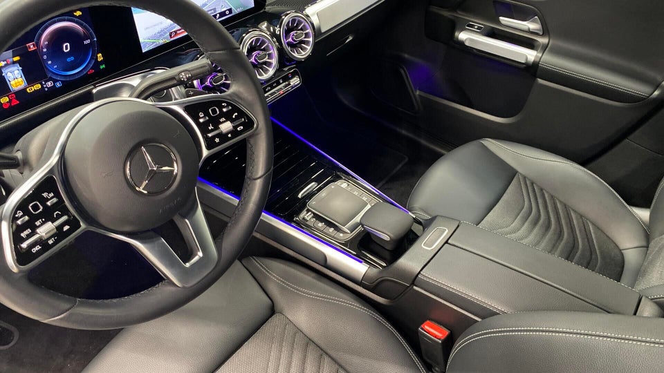 Mercedes EQB300 Progressive 4Matic 5d