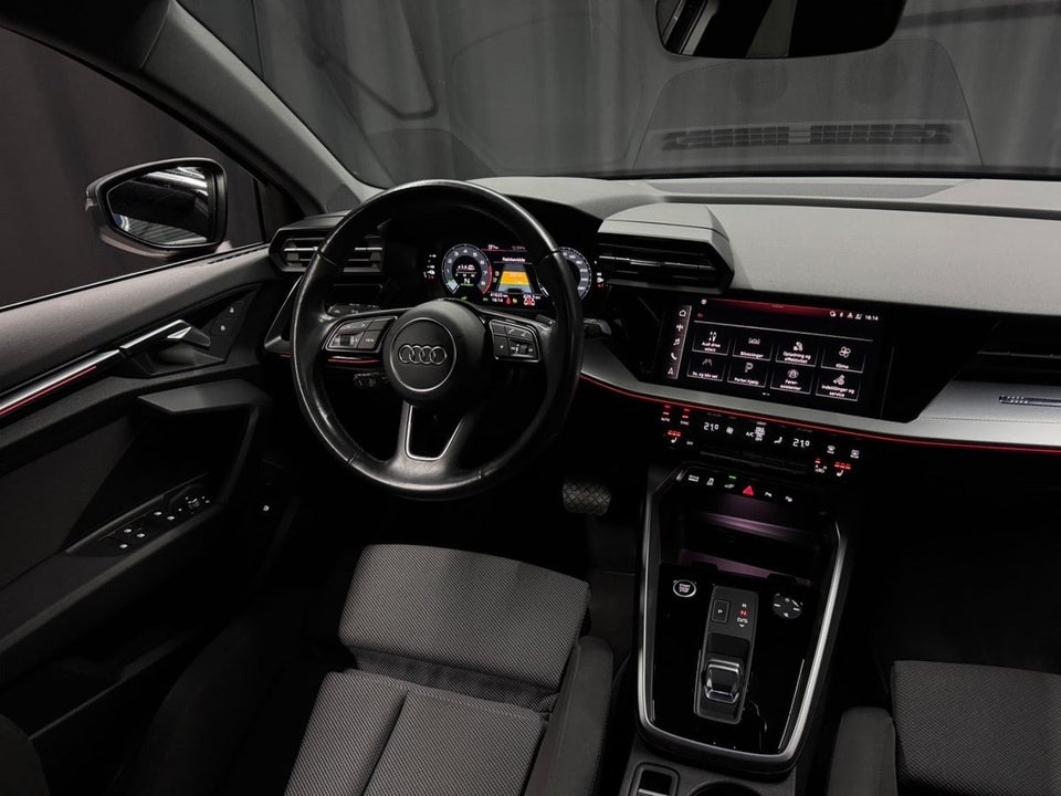 Audi A3 40 TFSi e Prestige Sportback S-tr. 5d