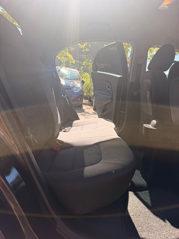 Kia Rio 1,2 CVVT Exclusive 5d