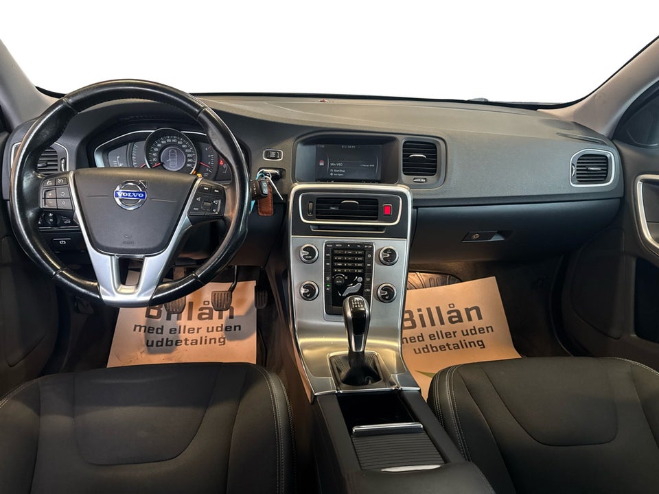 Volvo V60 2,0 D4 181 Momentum Drive-E 5d