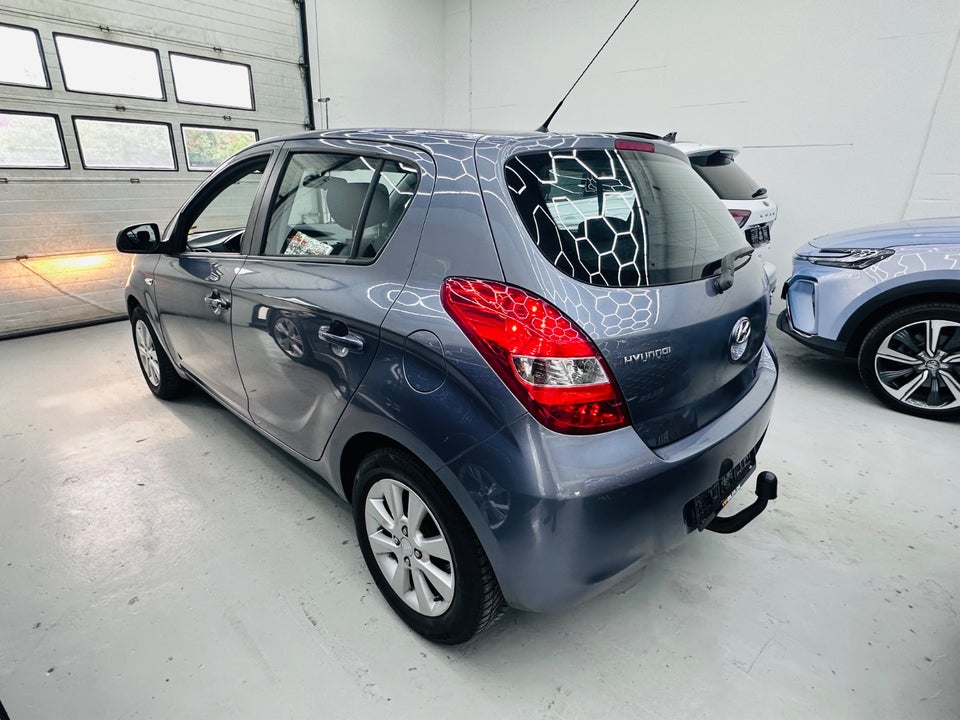 Hyundai i20 1,25 Comfort 5d