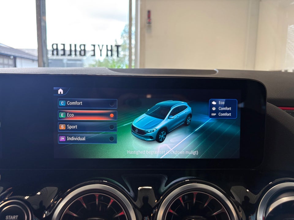 Mercedes EQA250 Progressive 5d