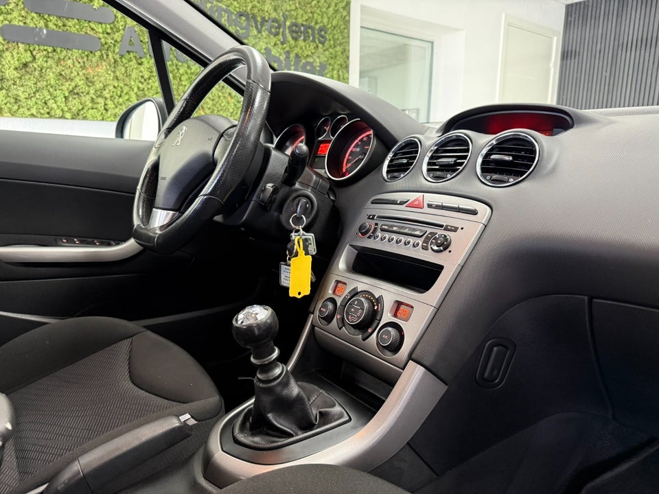 Peugeot 308 1,6 e-HDi 112 Access 5d