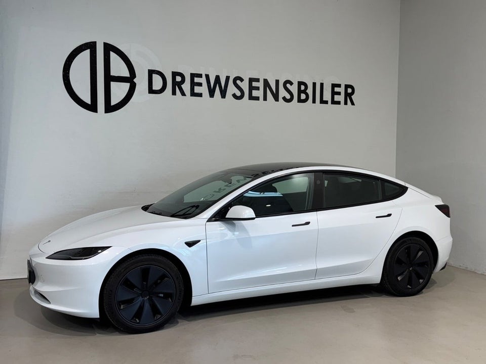 Tesla Model 3 RWD 4d