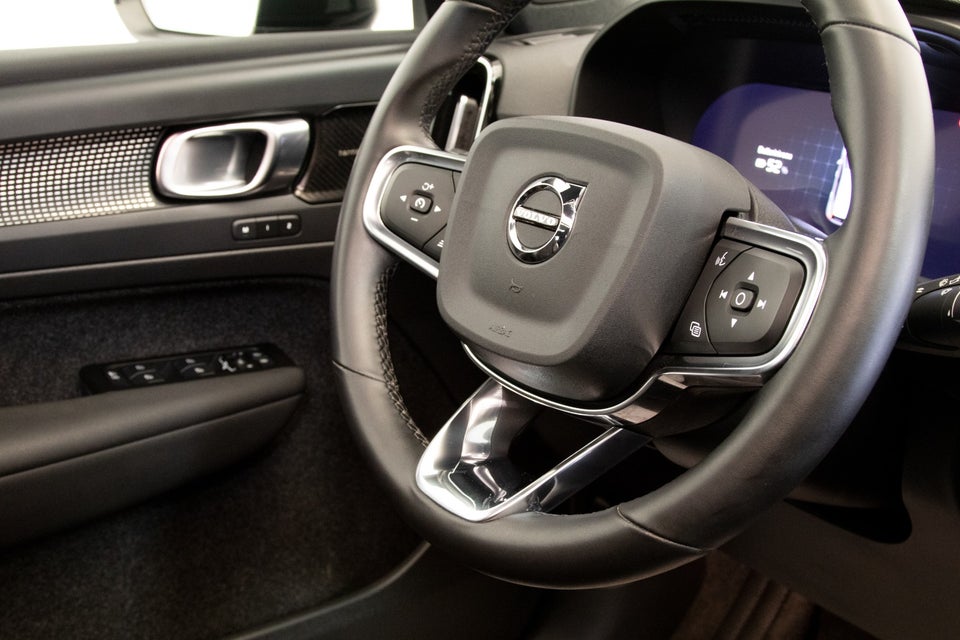 Volvo XC40 P8 ReCharge Twin R-Design 5d