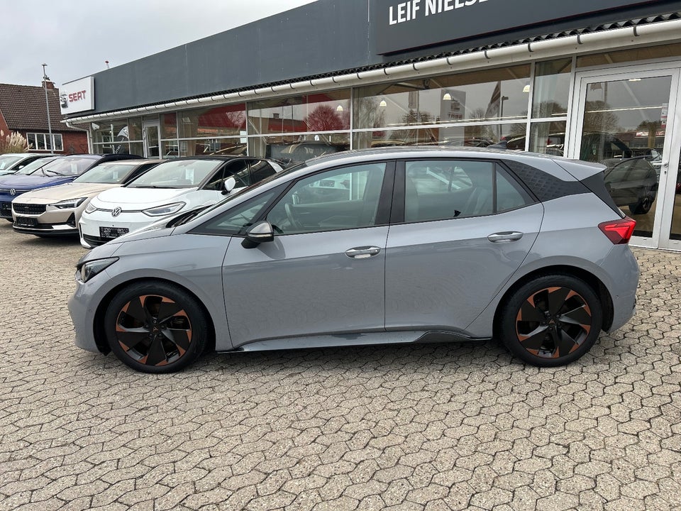 Cupra Born 77 e-Boost Dinamica Pack High 5d