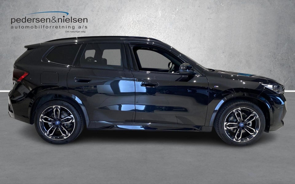 BMW iX1 eDrive20 M-Sport 5d