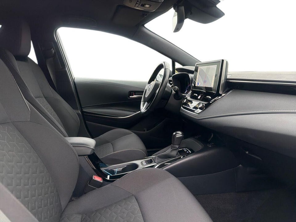 Toyota Corolla 1,8 Hybrid Active Smart Touring Sports MDS 5d