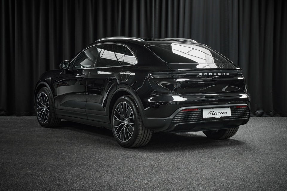 Porsche Macan 4 5d