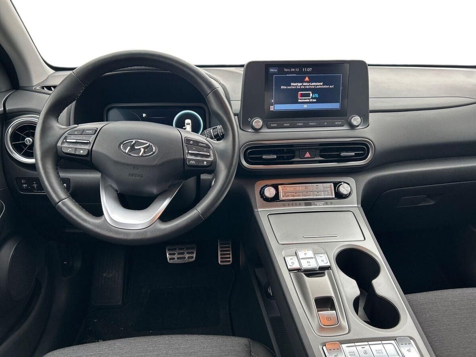 Hyundai Kona 39 EV Select 5d