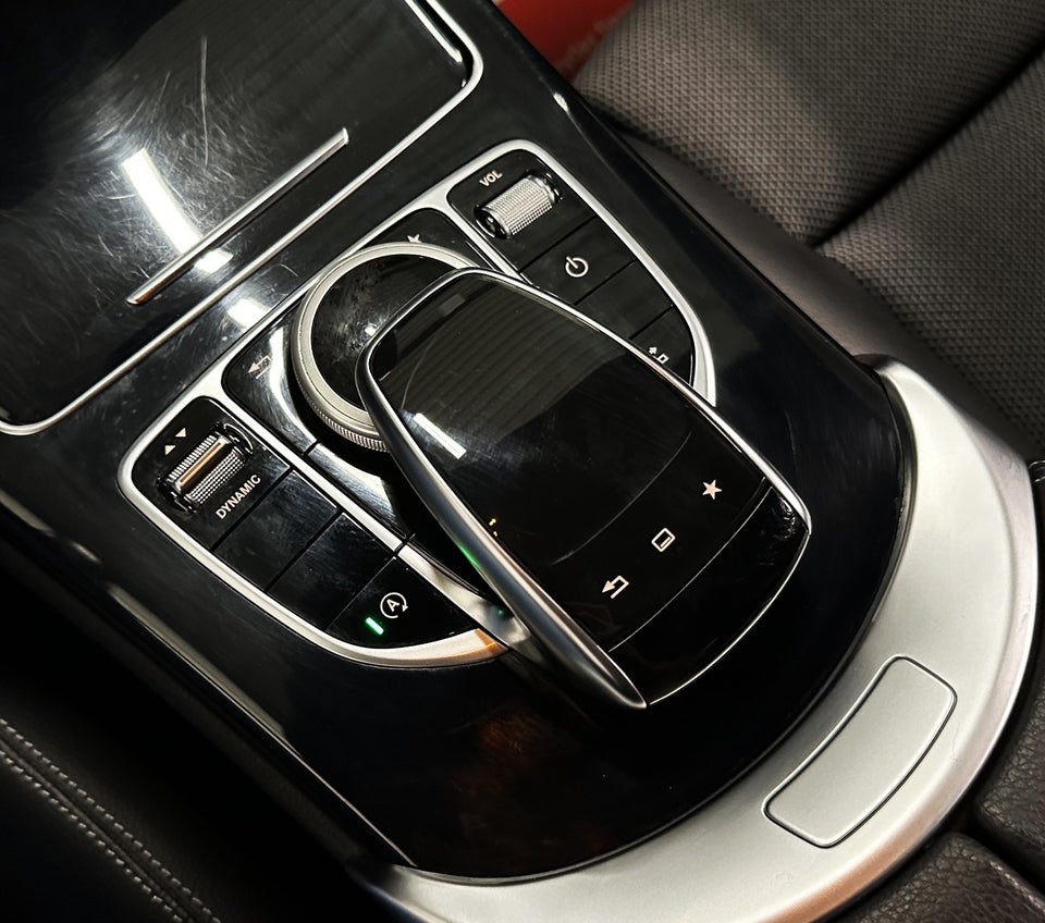 Mercedes C180 1,6 Coupé aut. 2d