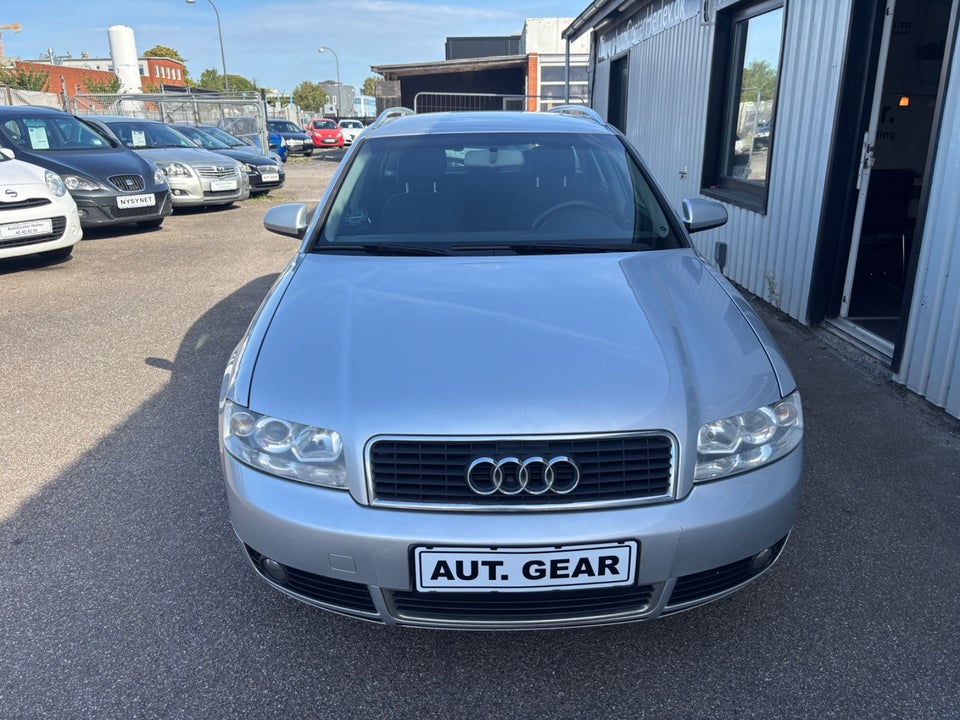 Audi A4 2,0 Avant Multitr. 5d