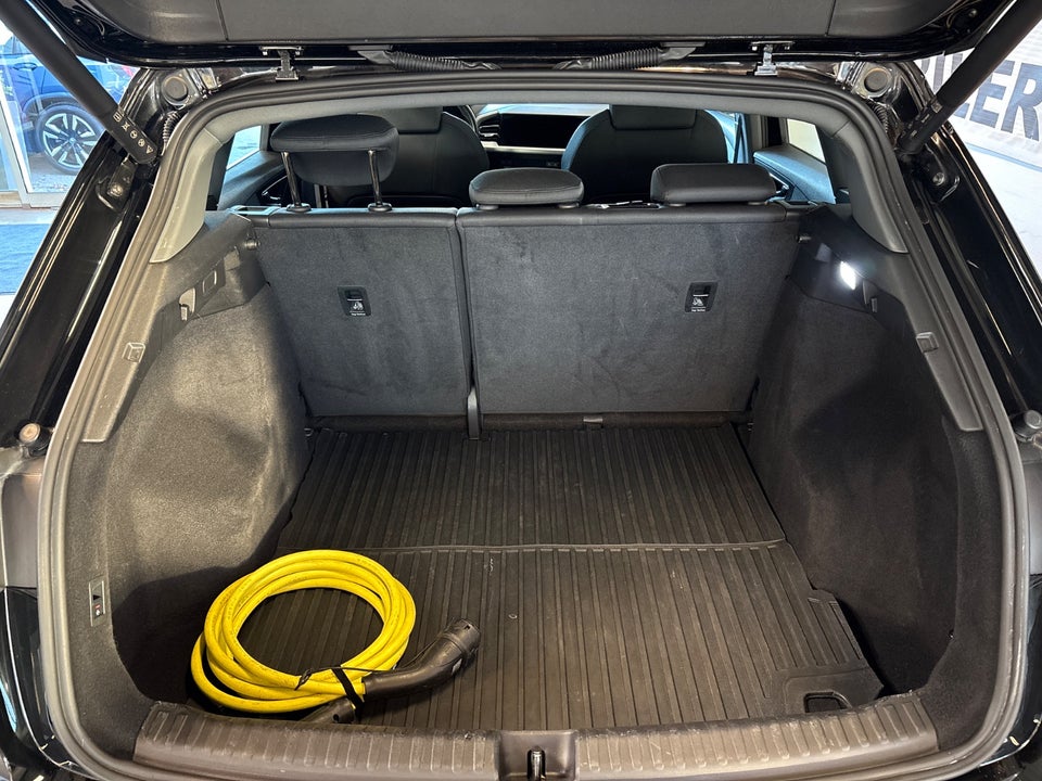 Audi Q4 e-tron 40 Advanced 5d