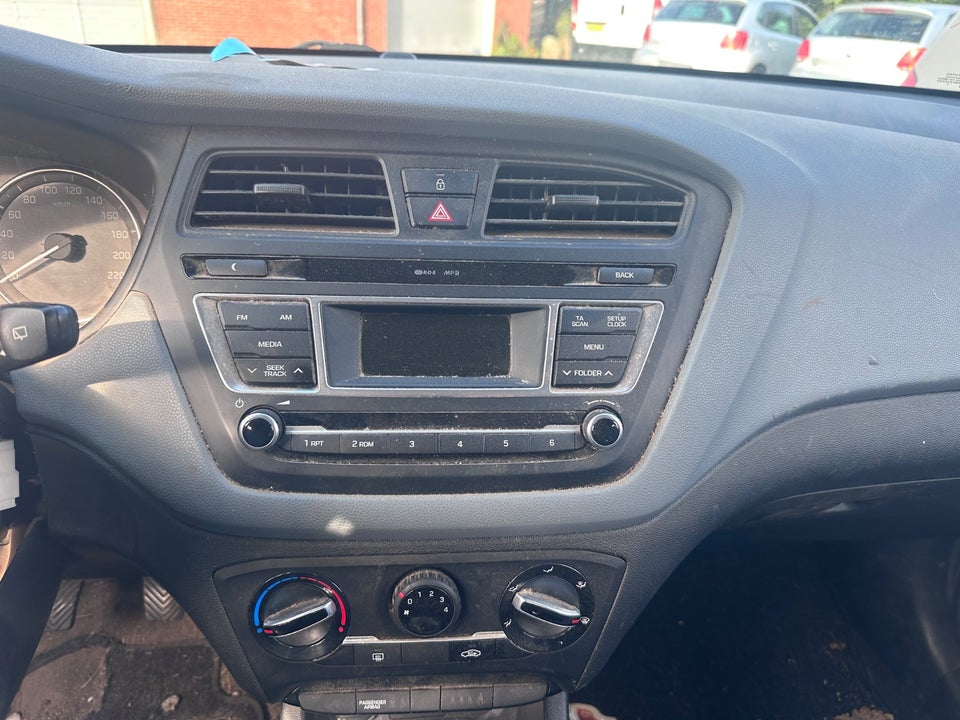 Hyundai i20 1,1 CRDi 75 Life 5d