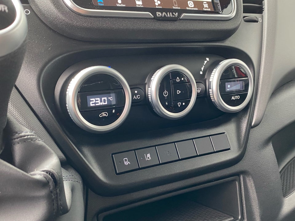 Iveco Daily 3,0 35S18 4100mm Lad AG8