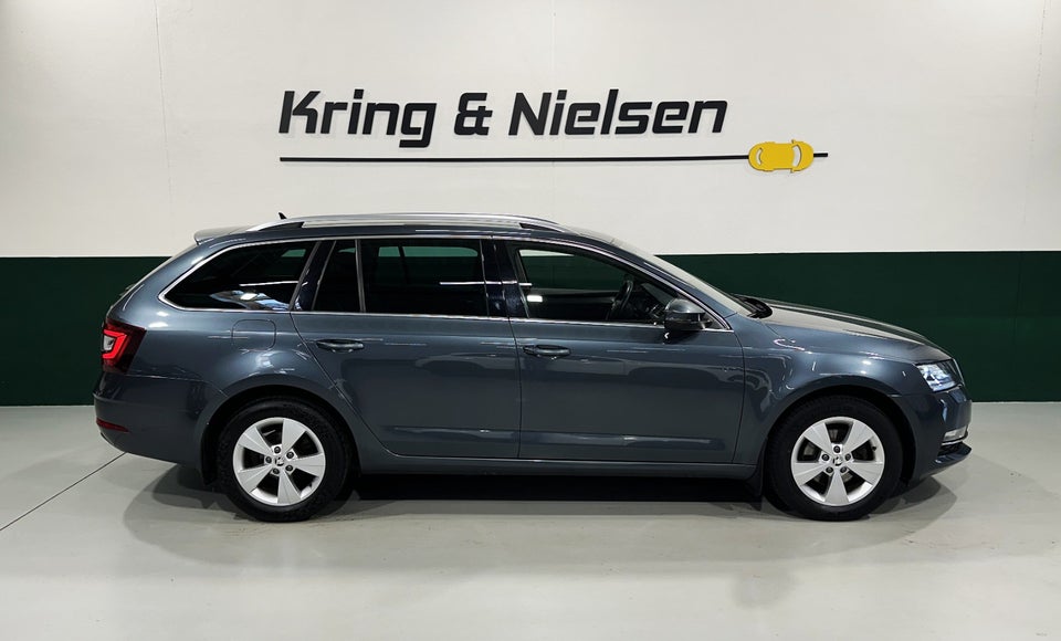 Skoda Octavia 2,0 TDi 150 Style Combi DSG 5d