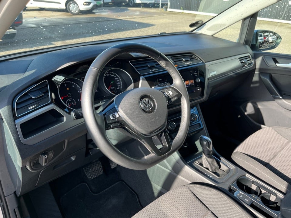 VW Touran 2,0 TDi 150 Comfortline+ DSG Van 5d