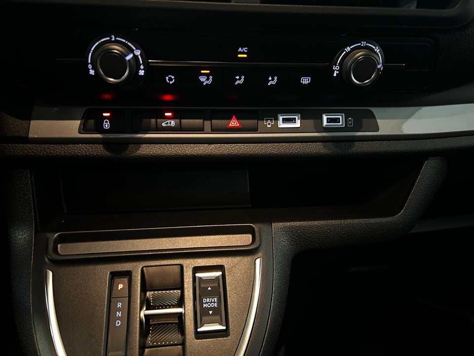 Toyota ProAce 75 Medium Comfort Master