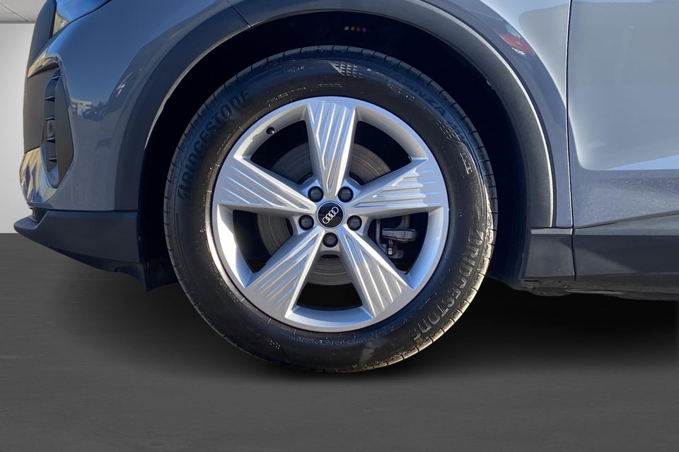 Audi Q4 e-tron 35  5d