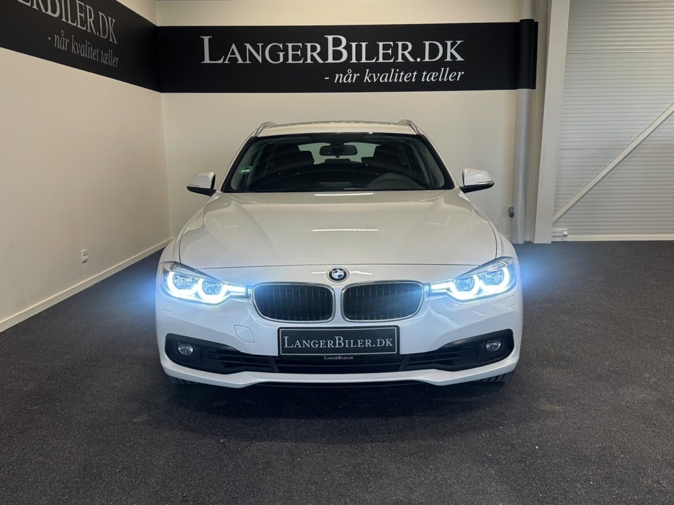 BMW 320i 2,0 Touring aut. 5d