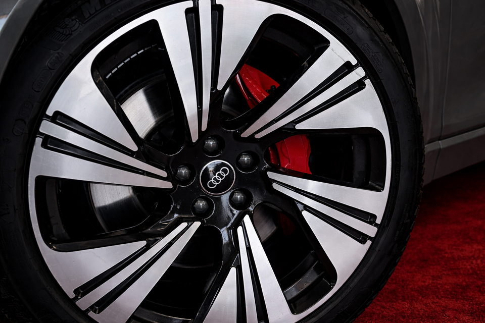 Audi Q8 e-tron 55 S-line Sportback quattro 5d