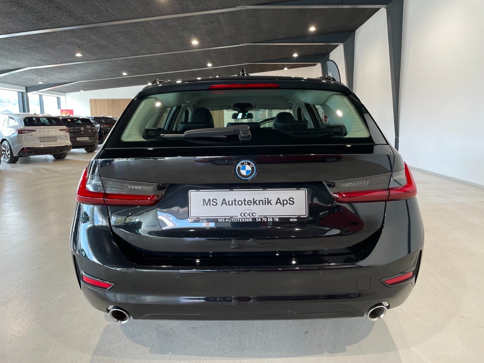 BMW 330e 2,0 Touring Sport Line aut. 5d