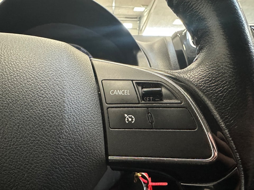 Mitsubishi Space Star 1,2 Inlead CVT 5d