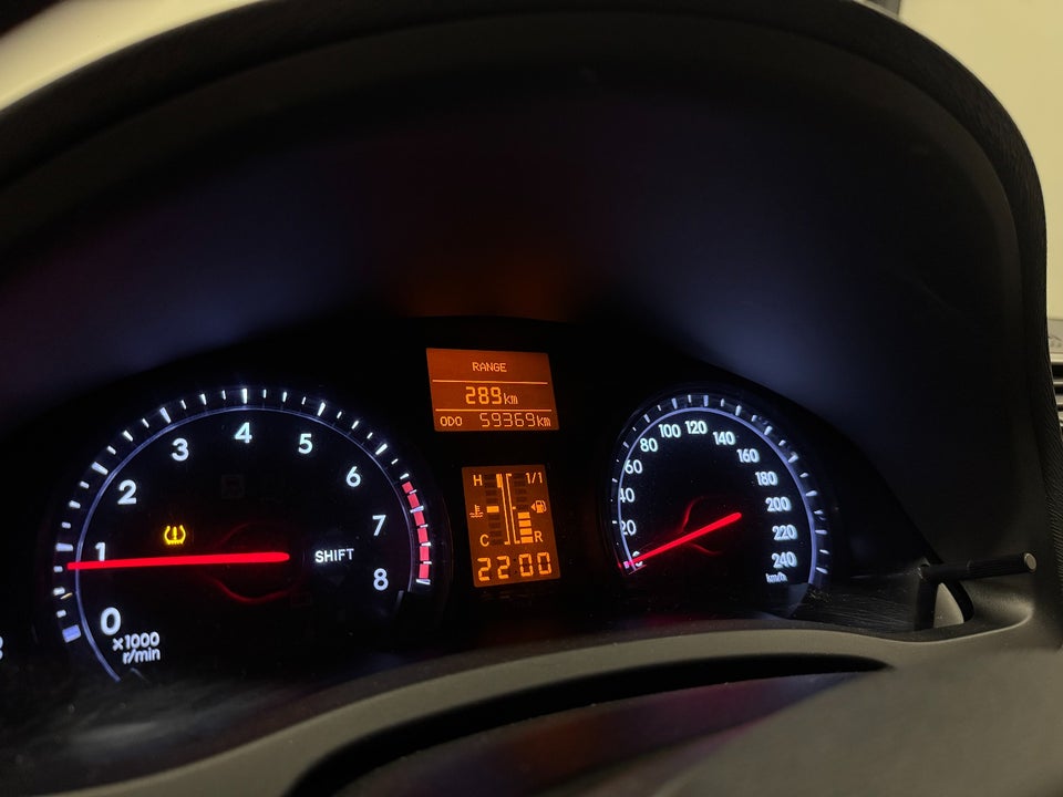 Toyota Avensis 1,6 VVT-i T2 Premium 4d