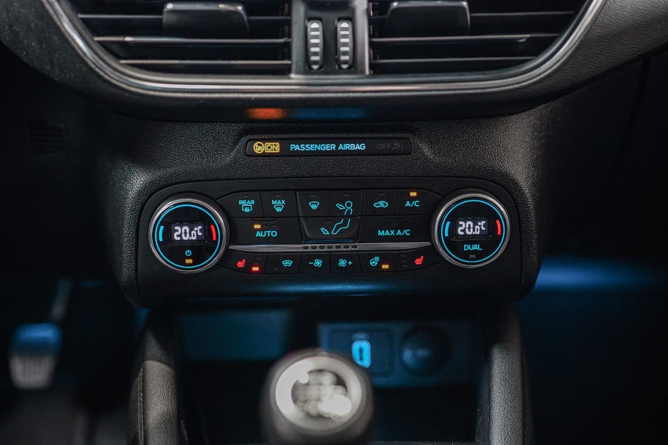 Ford Focus 1,0 EcoBoost mHEV Titanium stc. 5d