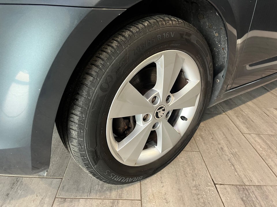 Skoda Octavia 2,0 TDi 150 Ambition DSG 5d
