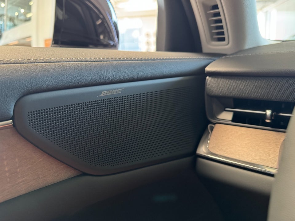 Volvo ES90 Extended Range Plus 4d