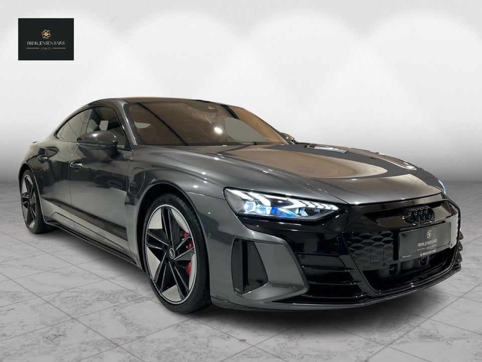 Audi RS e-tron GT quattro 4d