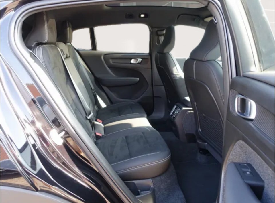 Volvo EC40 Twin Performance Black Edition Ultra 5d