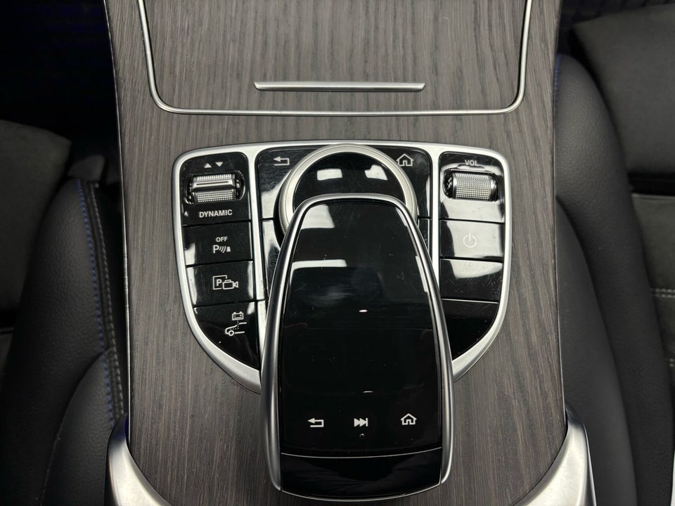 Mercedes C300 e 2,0 AMG Line Night Edition stc. aut. 5d