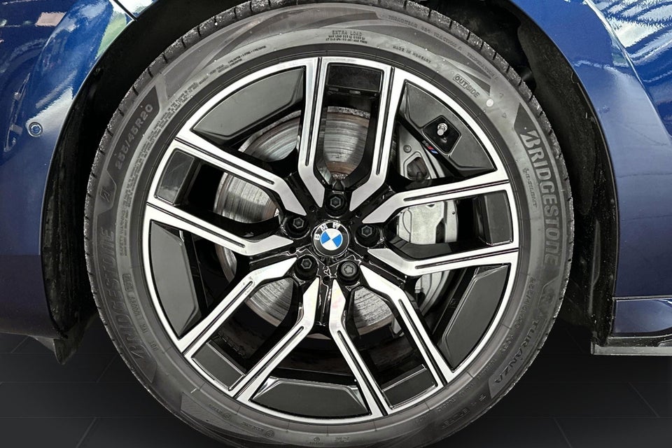 BMW i7 eDrive50 M-Sport 4d