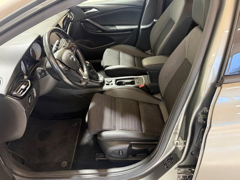 Opel Astra 1,5 D 105 Elegance Sports Tourer 5d