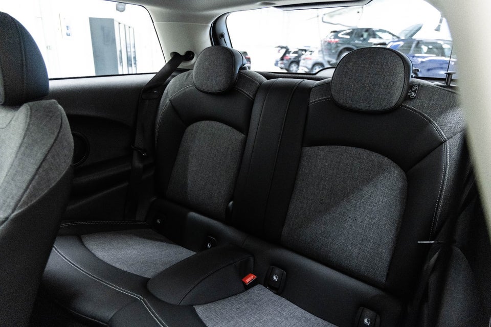 MINI Cooper SE Camden Edition 3d