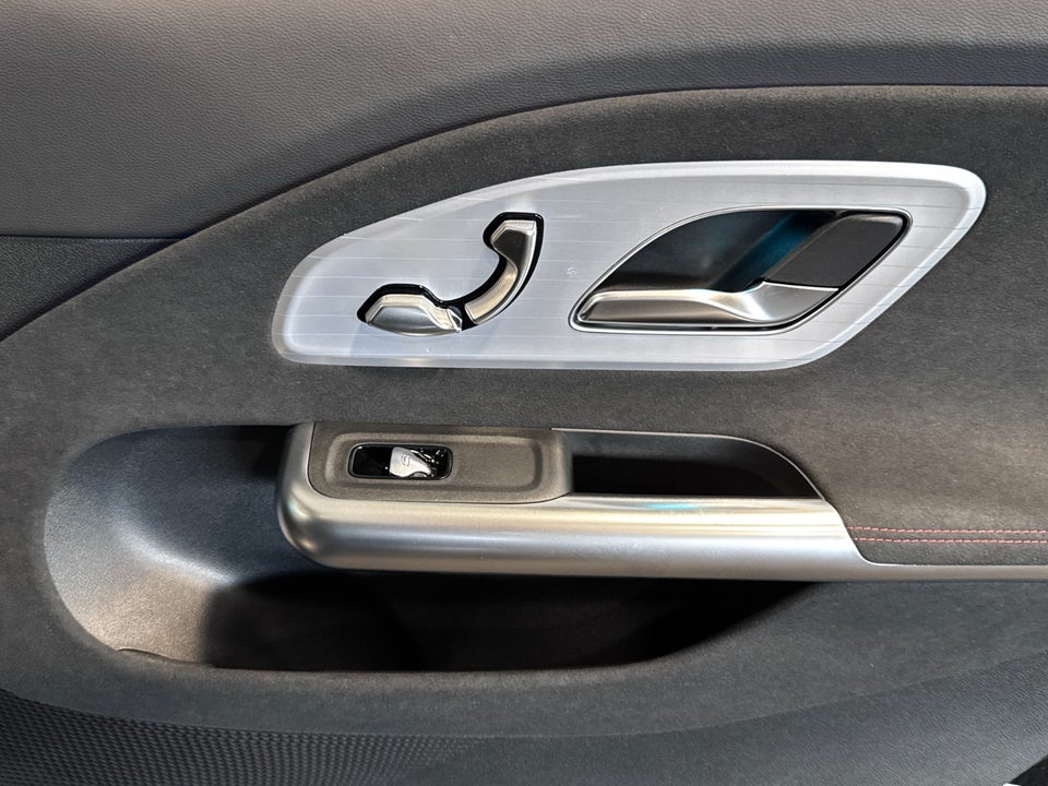 Mercedes CLA250+ electric AMG Line 4d