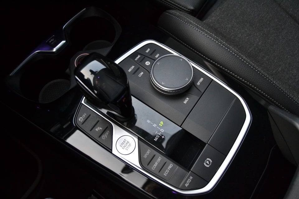 BMW 118i 1,5 Sport Line 5d