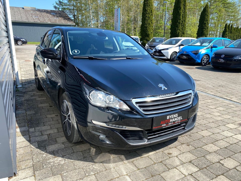Peugeot 308 1,6 BlueHDi 120 Style 5d