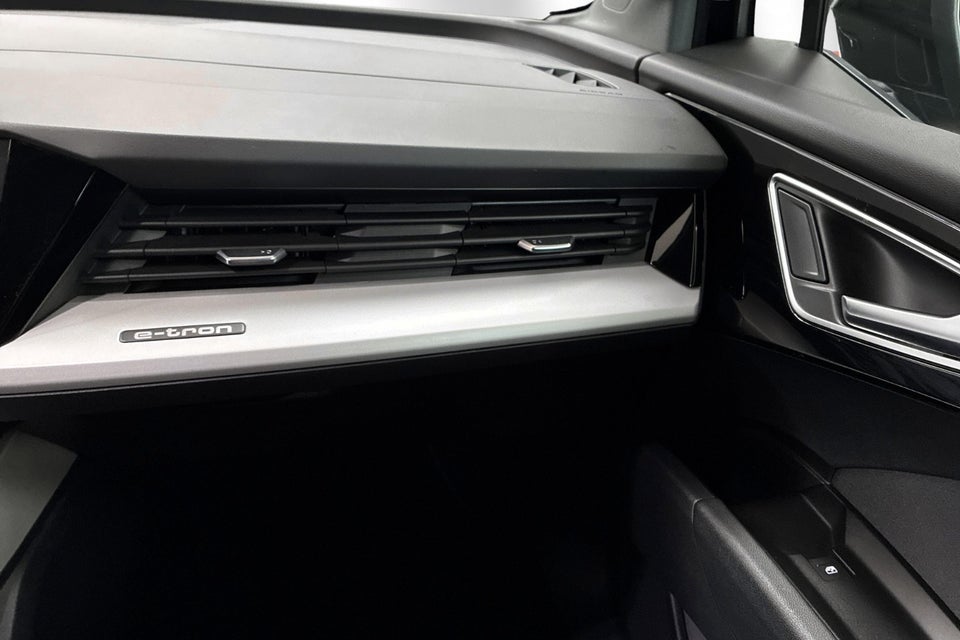 Audi Q4 e-tron 45 Progress 5d