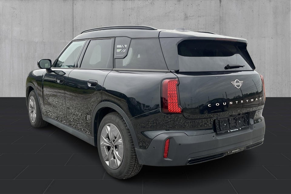 MINI Countryman E Classic Trim M+ 5d