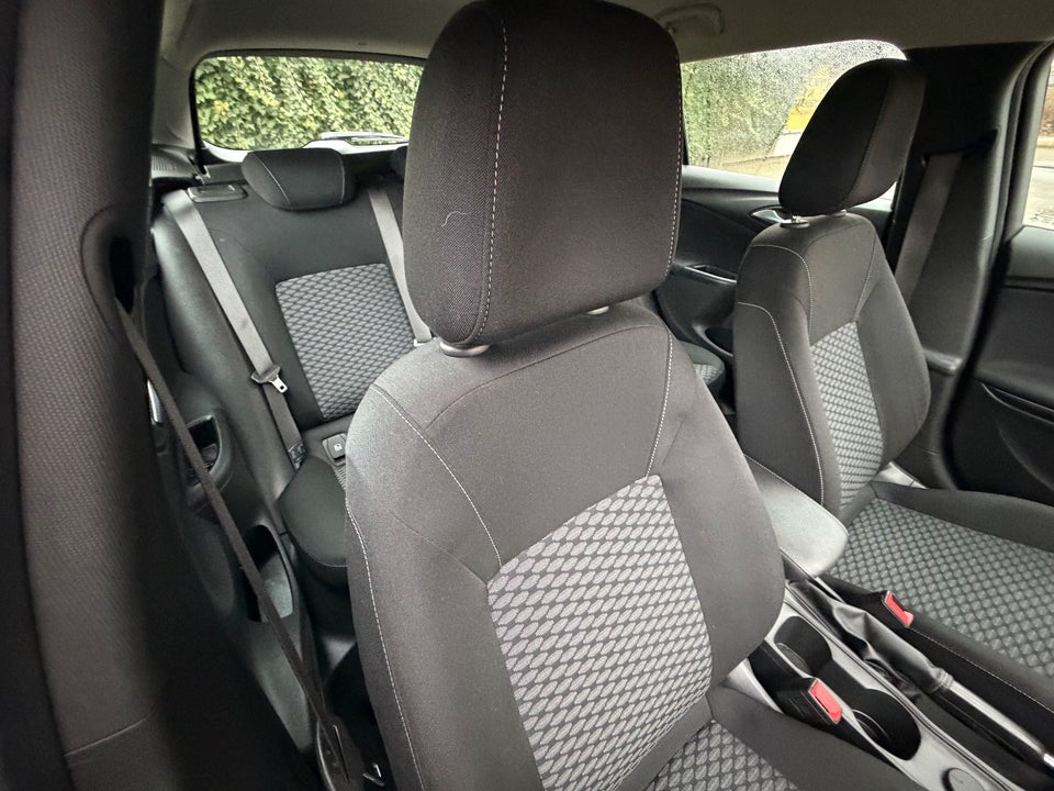 Opel Astra 1,0 T 105 Enjoy Sports Tourer 5d