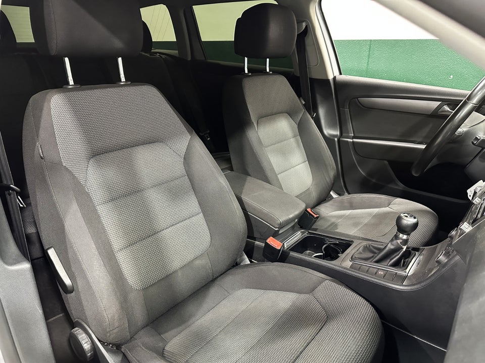 VW Passat 1,6 TDi 105 Comfortline Variant BMT 5d