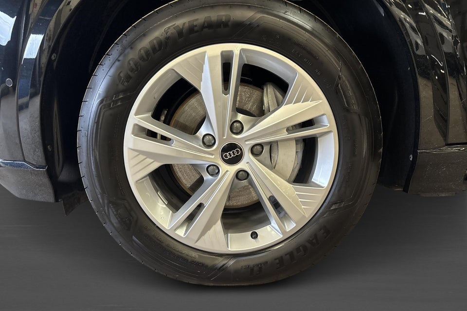 Audi Q6 e-tron Progress 5d